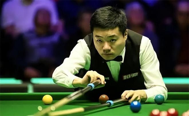 这名后卫依 这名后卫依